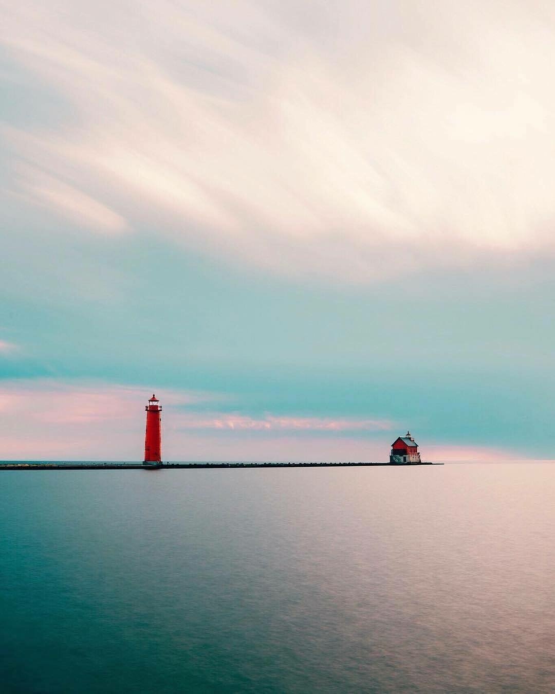 so_far___me's profile picture. Do not disturb.
Now, I'm feeling happy.