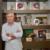 Carlo Ancelotti(@MrAncelotti) 's Twitter Profileg