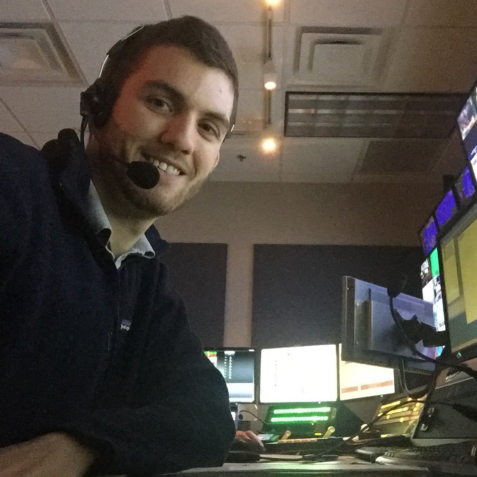 @HearstWNBDesk Producer by way of @WGAL
@NewhouseSU and @SyracuseU alum

Church organist, weather nerd, @BMW enthusiast