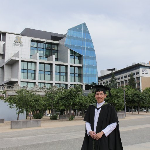 A PhD student in adolescent health and social network at Sydney University and Westmead Children Hospital.