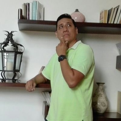 _PonchoBenitez's profile picture. Youtuber ,Diseñador gráfico, Actor Y un orgulloso papá