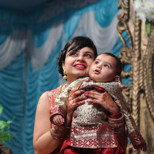 Mom of 2, a manager by choice and social aware by heart