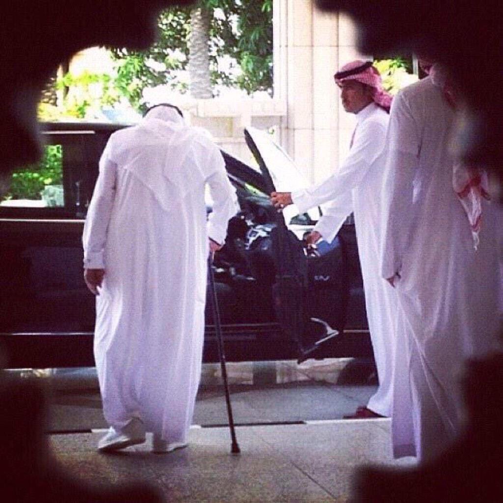 alsharrief's profile picture. 