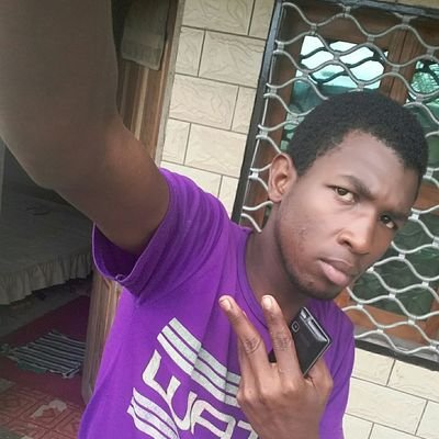 SahabGN's profile picture. Je Sui Fier D'etre Afriquene D'originé Camerounaise Le Vert Rouge Jaune Me Donne La Joix Au Cœur