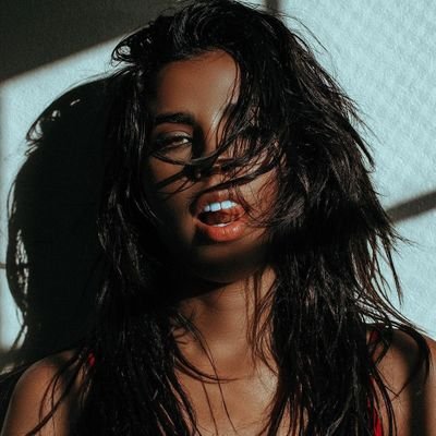 KimberlyReyess's profile picture. © Profile Original & Official®
 █║▌│█║▌│█║▌