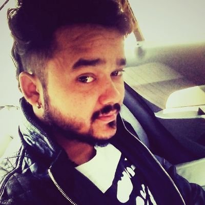 Vikasshukla_'s profile picture. Music lover 🎵
Love riding ✌️