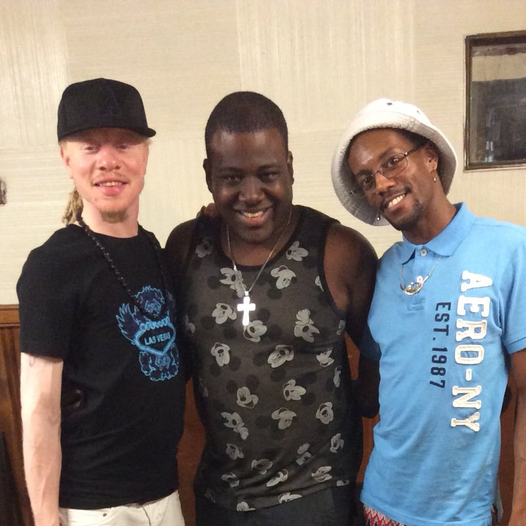 #VersTea #VersDudes in #Bmore Baltimore #SharingTheTea YouTube@VersTea SoundCloud@VersTea ITunes@VersTea Subscribe to our channel. Share the Tea.