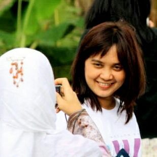 tyasmiawulan's profile picture. mom of 2 teens