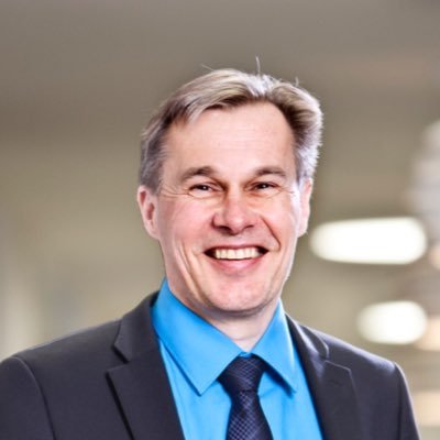 Taloustieteen professori Jyväskylän yliopistossa, OP Osuuskunnan hallituksen puheenjohtaja