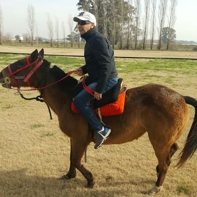 tresjotas71's profile picture. 