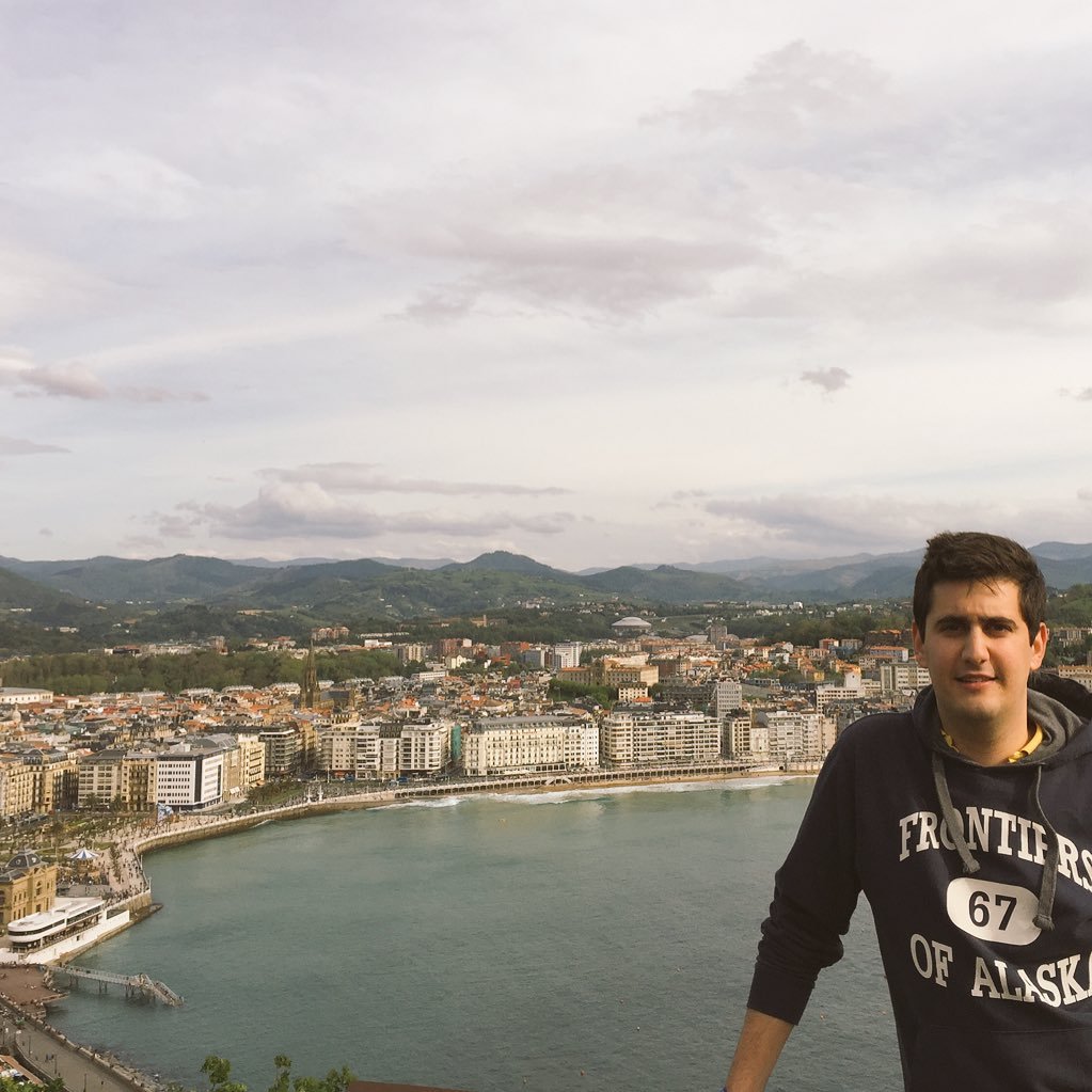alvarohdez92's profile picture. 