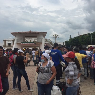 Grupo de Brigadistas Voluntarios en Jojutla, Morelos, por el sismo de 19 de sept 2017