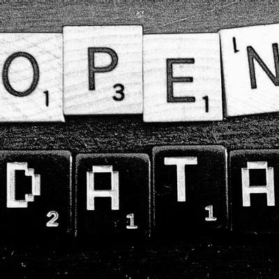 Collaborative open platform for people to apply #datascience & #machinelearning for social impact. Social #opendata wrangling and hacking program by @persontyle