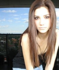 Cause I know, she'll be from Australia.♥ Hey, I'm Amelia. Friends with the Jo Bros. :) I am single, flirty, I like DMs...;) Bi. Talk to me.