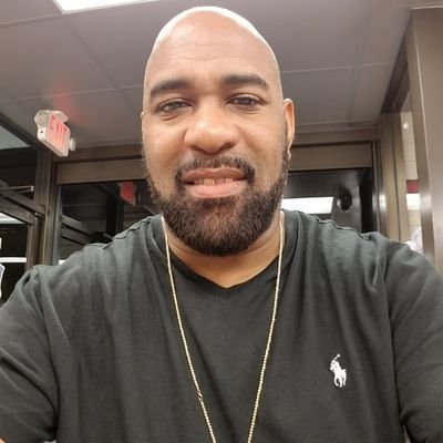 barryisom's profile picture. A MAN among MEN....