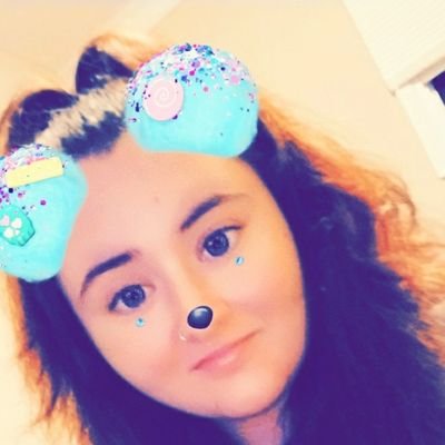 Hi im Billlie. Im 22
If u want to add me on snapchat then please do thanks it's @BillieMahone1