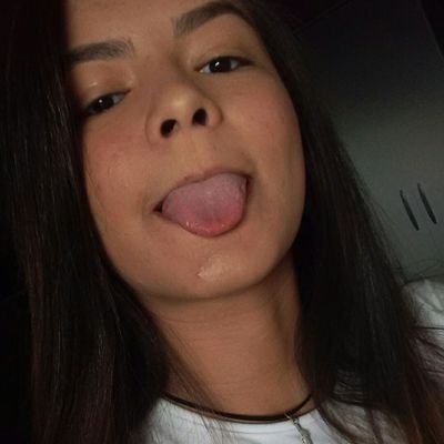 juliarolezera's profile picture. essa conta tem o objetivo de fazer reclamações diversas e rir das reclamações dos outros