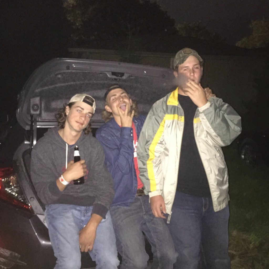 RyanRyon77's profile picture. 