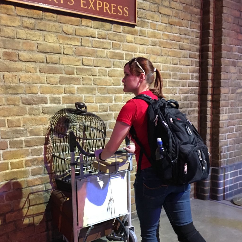 kateb1127's profile picture. Engineer. Volunteer. Potterhead.