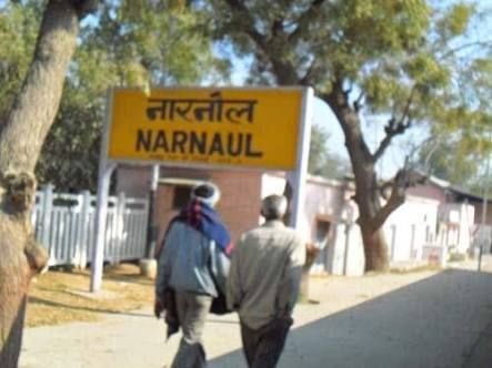 Narnaul is an important Station on Shortest Route b/w Delhi and Ahemdabad/Mumbai