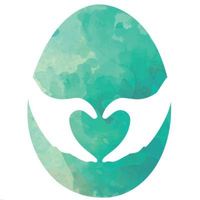 Board certified music therapist and doula who uses music, creative arts, & compassionate care to empower women journeying into motherhood.