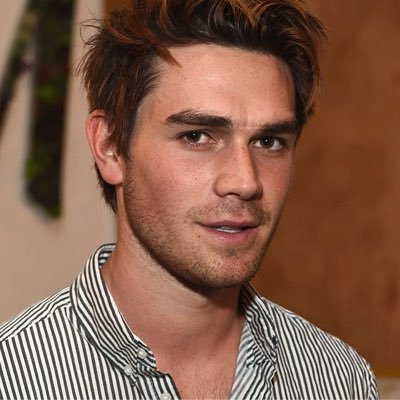 Club de fans español de @kj_apa. Aquí encontrarás info, noticias, fotos, vídeos y demás cosas relacionadas con él. ¡Únete! :-)