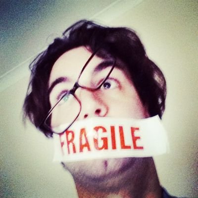 SerPasku's profile picture. #friki, #teleco, creador de videos de #humor en @youtube pero sobre todo persona aunque no descarto ser de otro planeta