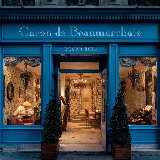 HOTEL CARON DE BEAUMARCHAIS       *** A different #hotel experience, a #travel back in time in #Paris’s historical #Marais quarter.