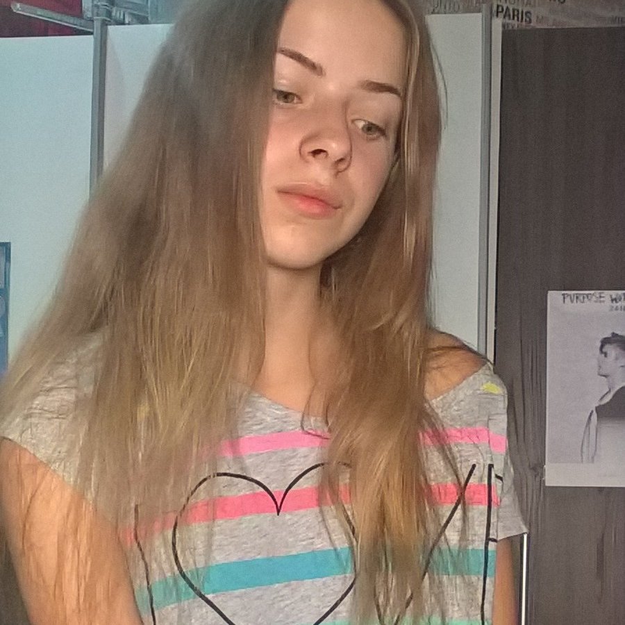 Belieber👑Bambino👑PL❤ 12.01🎂 instagram:_believeme.xx❤,Facebook:Emilia Blum