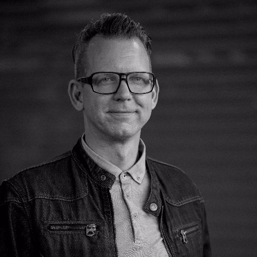 creative leader, director, designer and futurist. currently living and loving all things digital that are transforming our physical world.