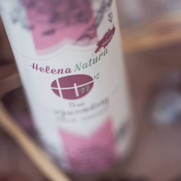 Helena_Natura's profile picture. Helena Natura 
High end products
Luxurious cosmetics
Natural skin care 
https://t.co/6QItEnR1JM