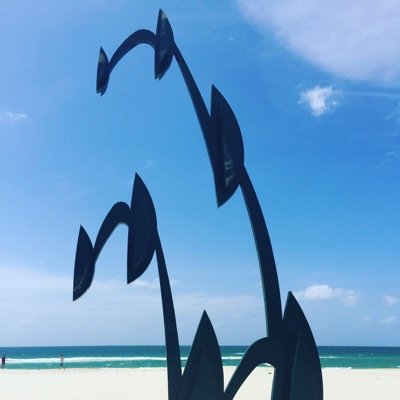 lucyinlondon's profile picture. 