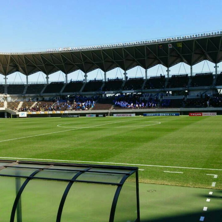 ashtajimi's profile picture. フォロー返します。