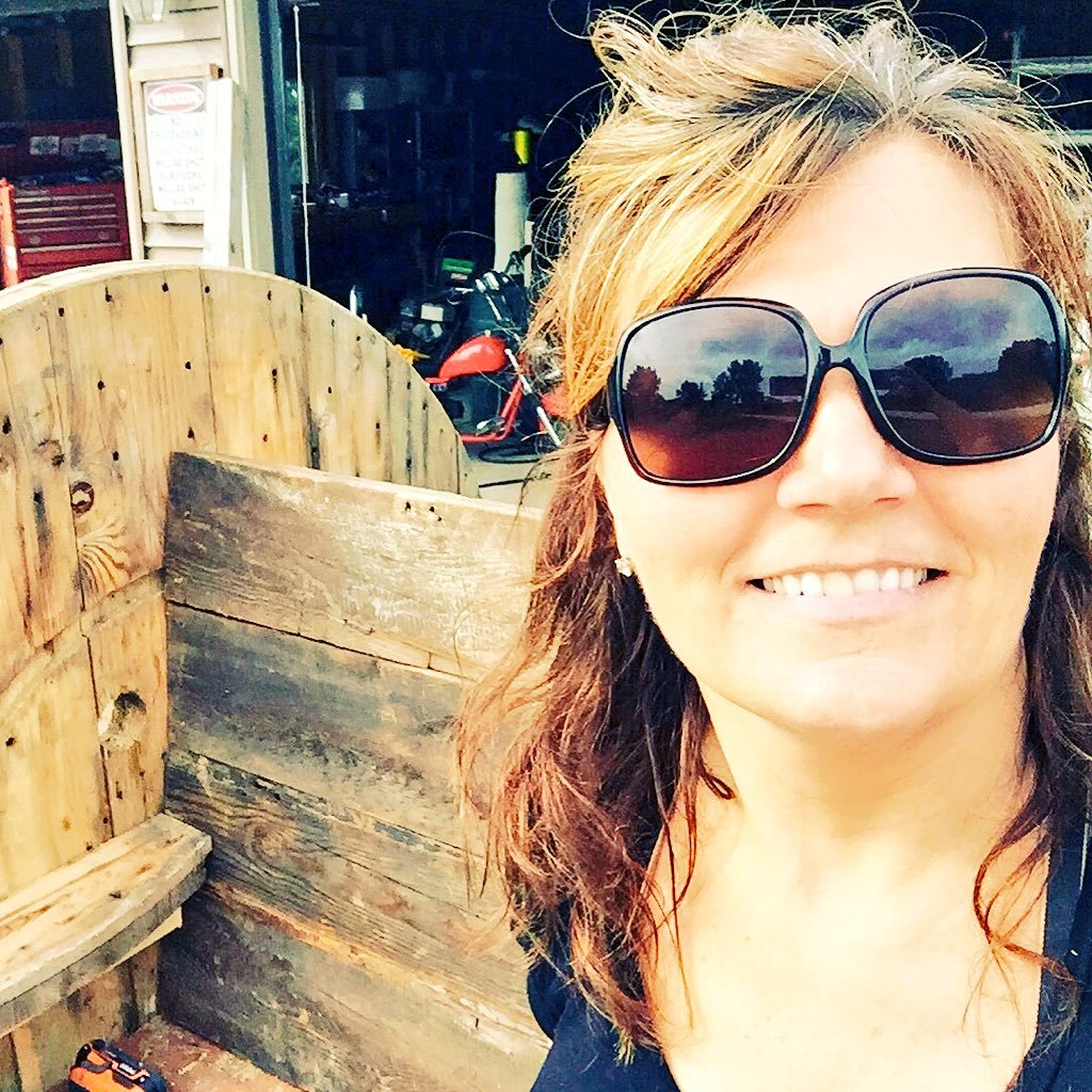 OfficialJFunk's profile picture. 