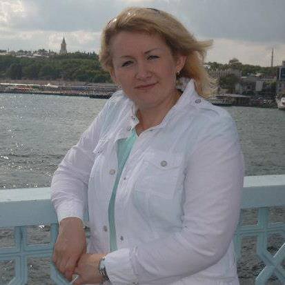 I m a very good woman and easy going person, i m hear to share God good news and follow Donald Trump