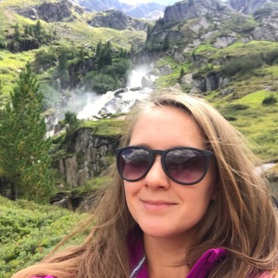 DrAVRomanova's profile picture. 😎