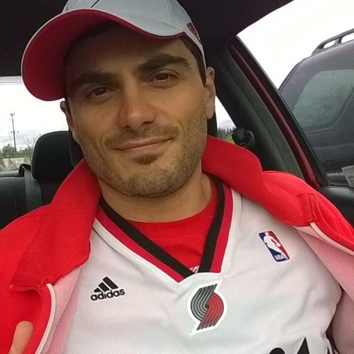 MikebKut's profile picture. 