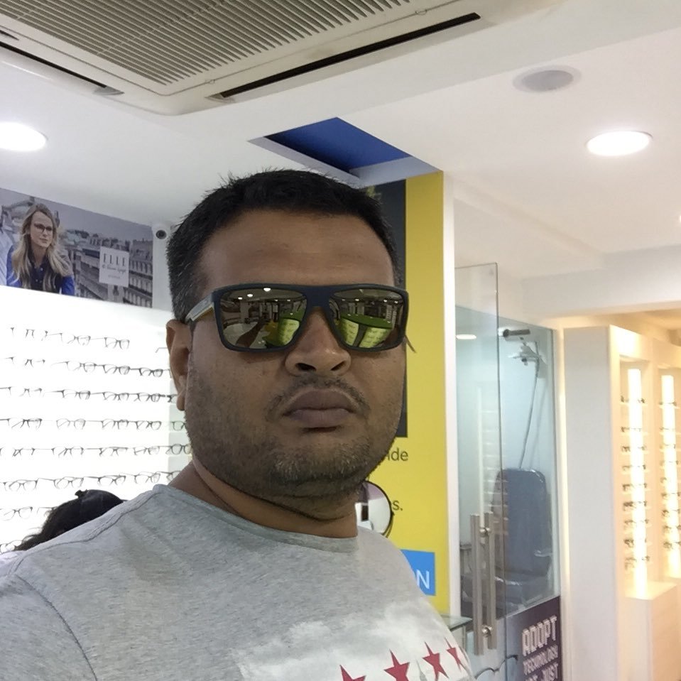 VDignesh's profile picture. 