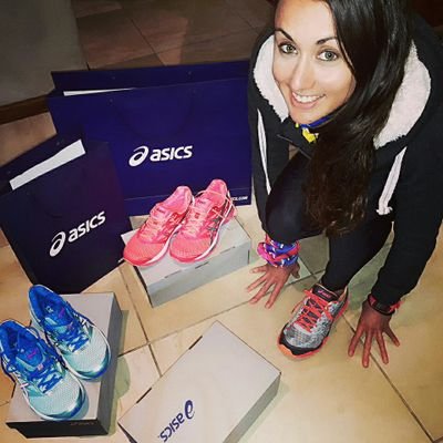 Outdoor enthusiast, runner- road and trail, animal lover, qualified veterinary nurse and ultrasonographer.