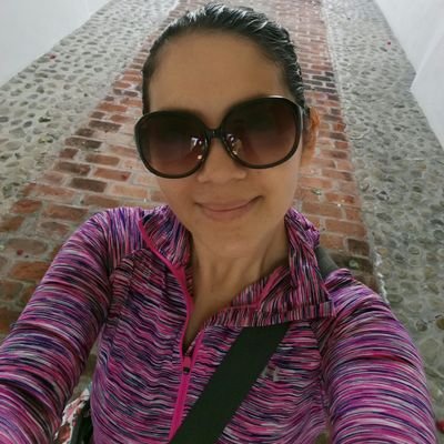 Momprenneur. TV series adict. Movies lover. Lifestyle. Kids activities. Bussiness Mom. Telecomm. Netflix fan from hell. Live Concerts.