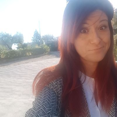 RosariaDarc's profile picture. Archiqualcosa... Eddajeee!