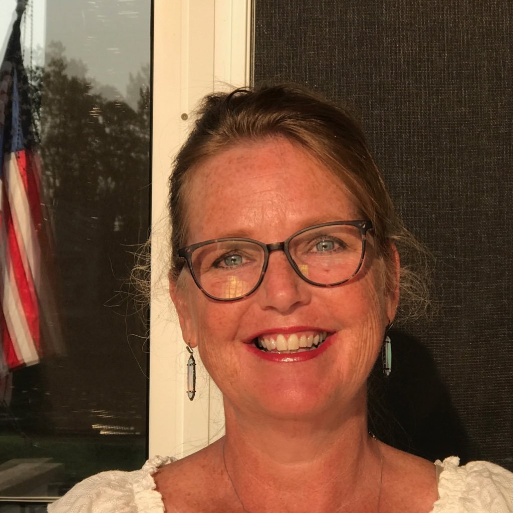 Christian, Wife, Mother, Grandmother, Friend,Patriot and common sense conservative