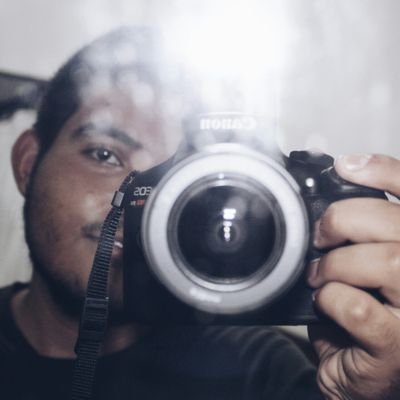 Mi inspiracion @DanyancatSQ
Hago videos en YouTube! 😀
Vive la vida al Maximo