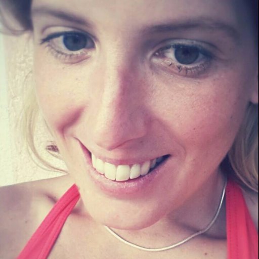 marzianik's profile picture. Scrivo di beauty, lifestyle e benessere. Mi piace guardarmi in giro. Quando non ho idee, mi basta un tuffo in acqua.🐟