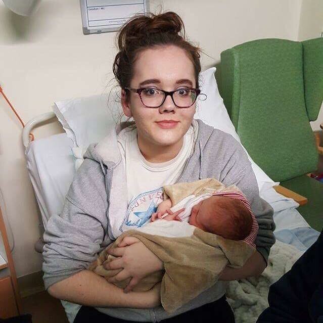 NikkiStanley17's profile picture. SHAWN MENDES, JAMES TW, JORDI WHITWORTH, DOLAN TWINS, NB❤❤❤❤❤ 7/40 of chon has lush buns™