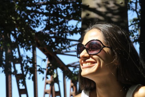 Fotógrafa e jornalista freelancer. Criadora do blog Inside the Office, que reúne histórias inspiradoras de empreendedores criativos.