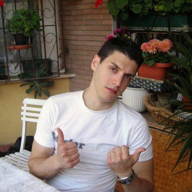 stareqdarwish's profile picture. #Jordanian #Amman and my studies in #Italy ... now in #Dubai 🇯🇴🇦🇪🇮🇹 #Juventus FC⚽️