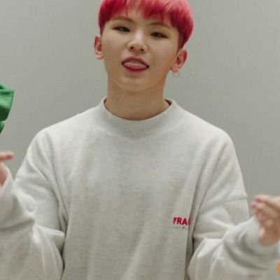 dite2015's profile picture. 여러가지 파용 하이큐나 세븐틴
그림가끔그려용