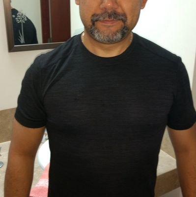 😀🏃🏽💾
no defiendas a los políticos, defiende a México.
Si lo que estás a punto de decir, no abona positivamente, mejor quédate calladito pf.