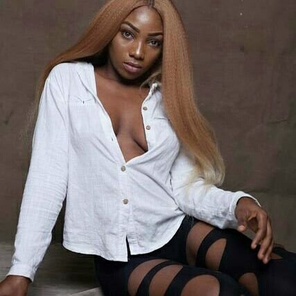 Aunty Rayzor Profile